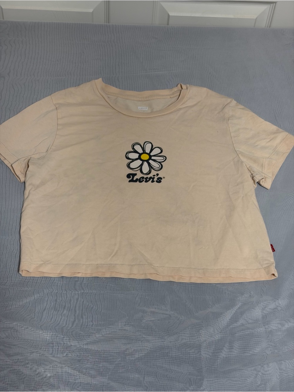 Levi's Beige‎ Daisy Tee with Black Print